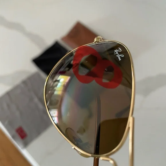 Ray-Ban Aviator Gold and Brown Sunglasses - Picture 14 of 14